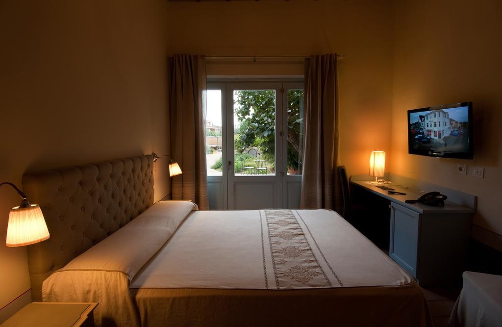Aquae Sinis Albergo Diffuso Cabras Bagian luar foto
